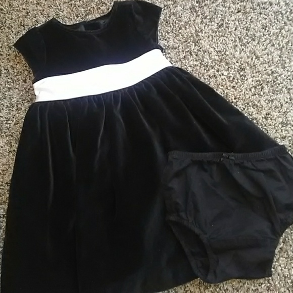 girls black velvet dress